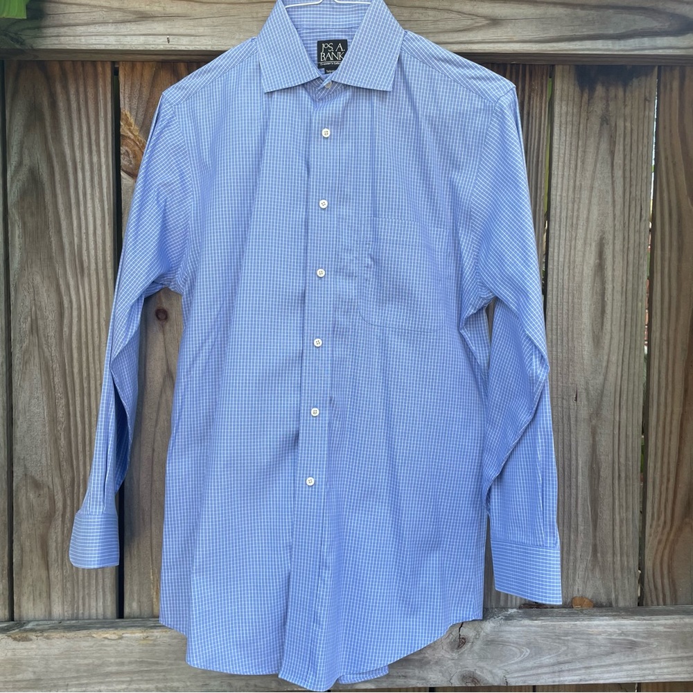 Jos. A. Bank Men’s dress shirt size 15-32 blue and white tailored fit